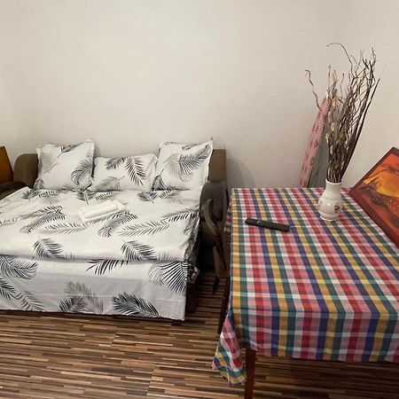 Apartament In Centrul Brasovului Екстер'єр фото