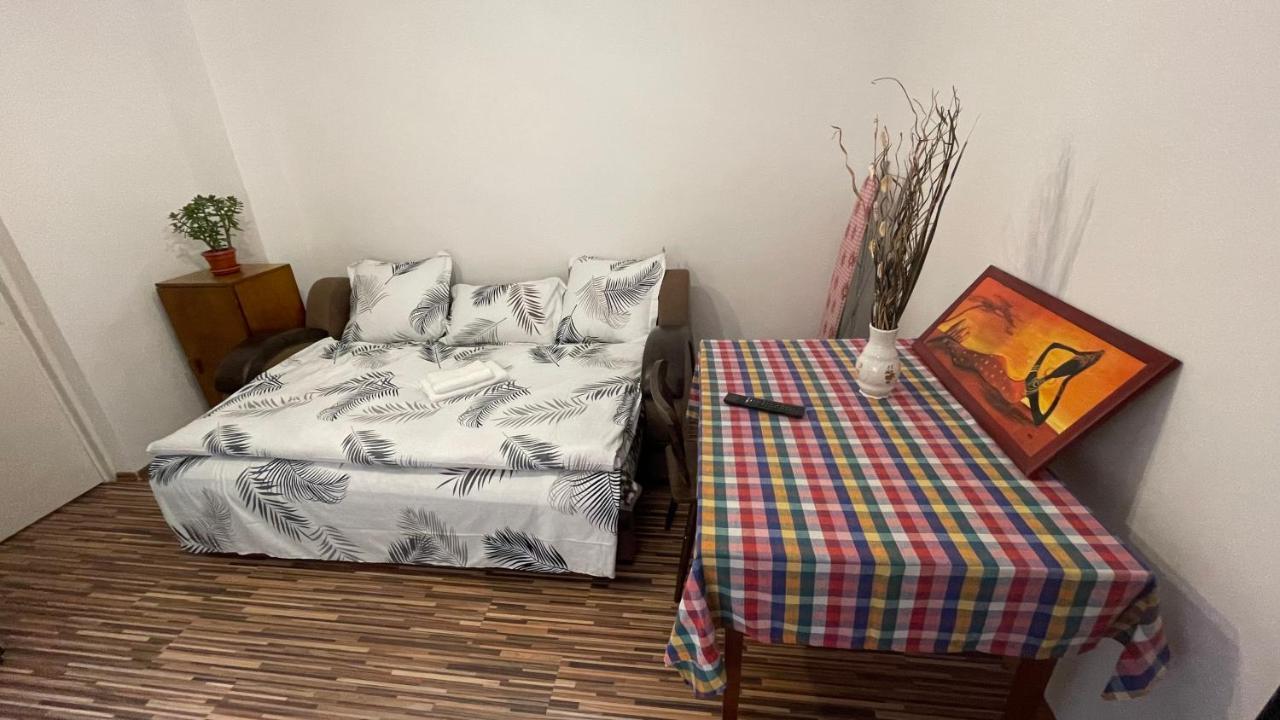 Apartament In Centrul Brasovului Екстер'єр фото